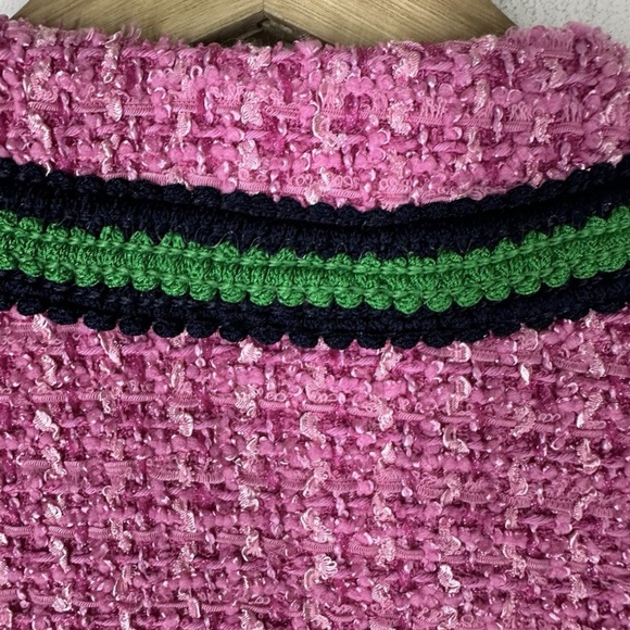 Authentic beautiful Gucci pink tweed belted jacket in very good condition - Picture 8 of 16